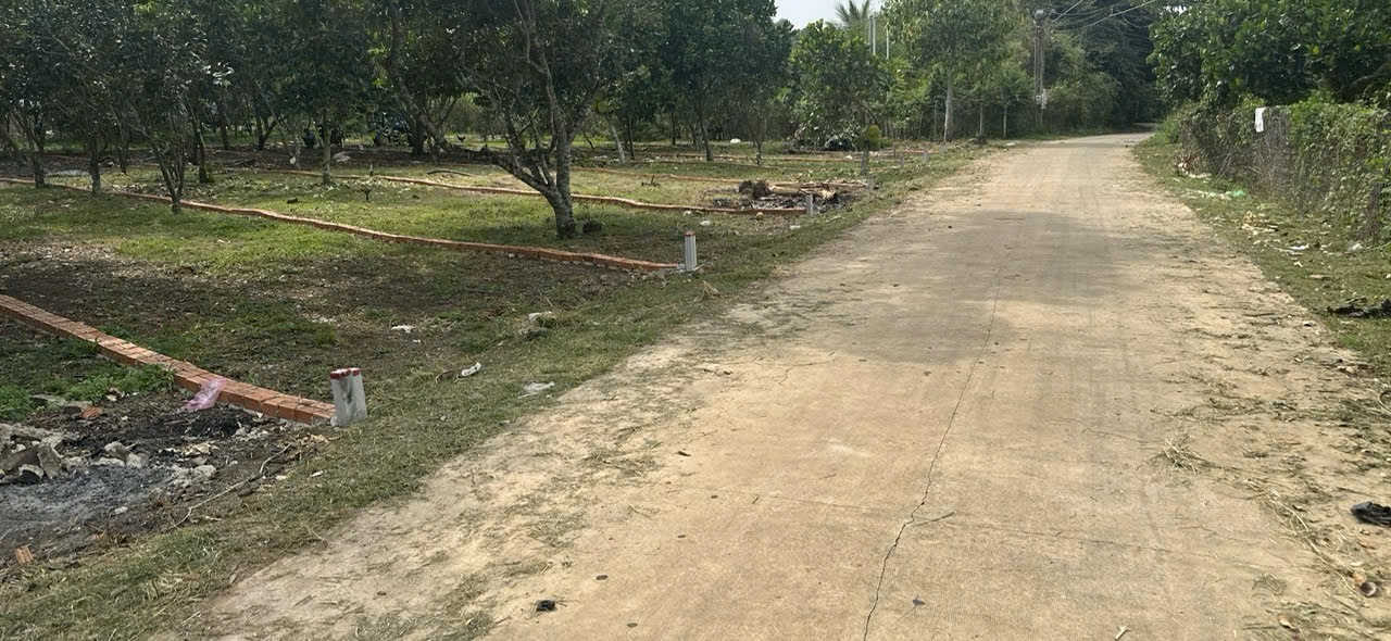 lo dat vi tri dac dia, ngay trung tam khu cong nghiep binh loc