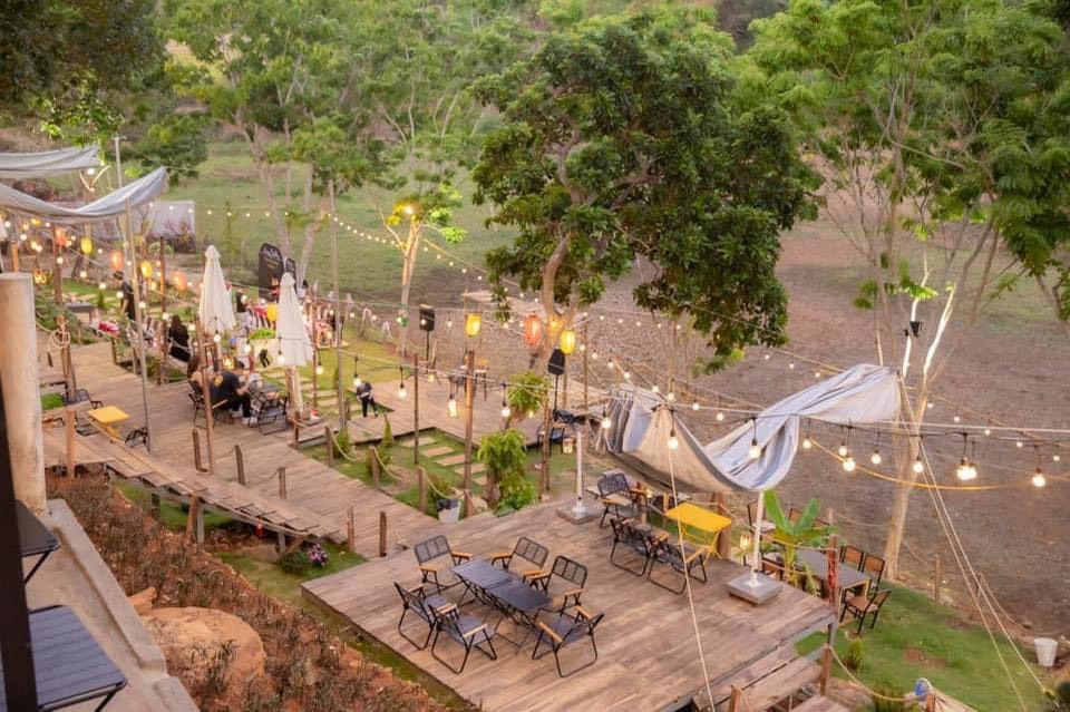 sang quan cafe rong 1900m2 + 1300m2 ruong, view ruong cao dep.